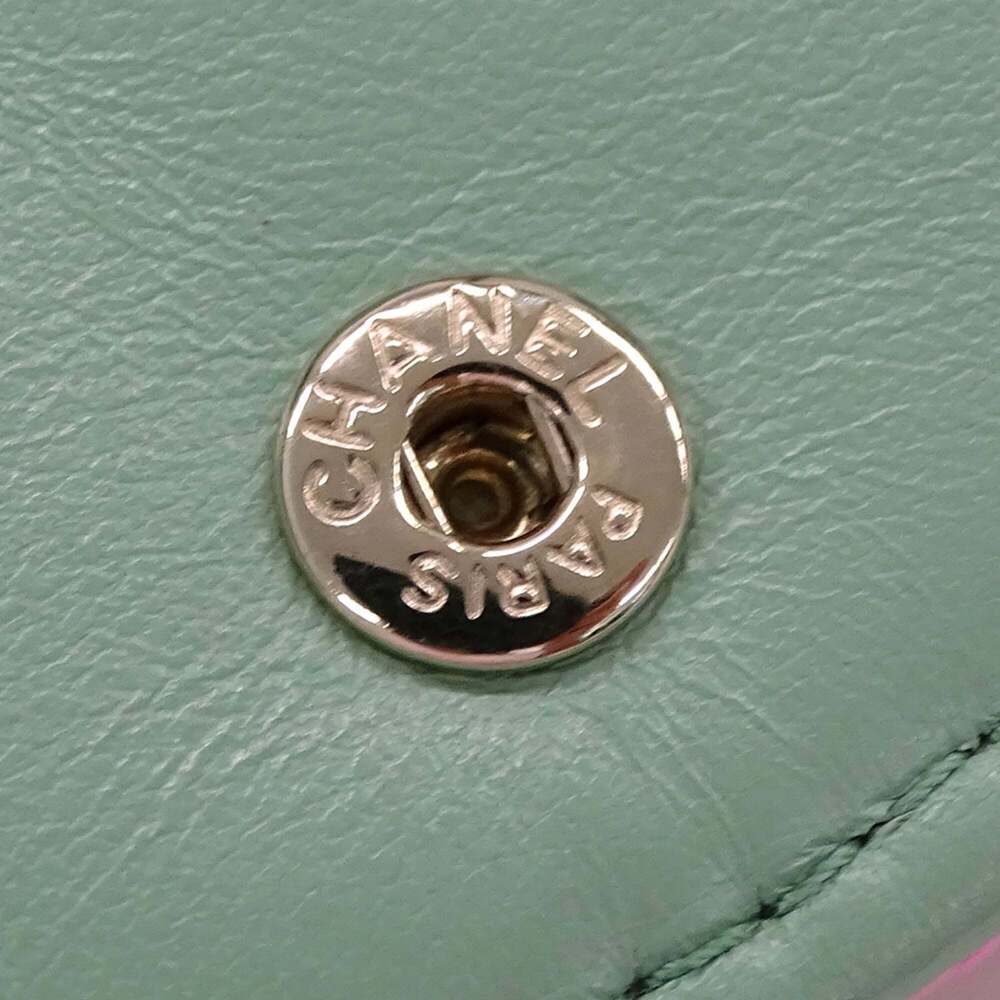 CHANEL Pink Caviar Leather Logo Wallet - Picture 14 of 14